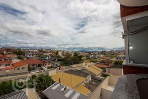 Image 10 - 807657