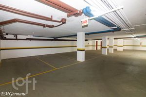 Image 36 - 807664