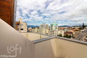 Image 13 - 807664