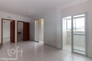 Image 25 - 807664