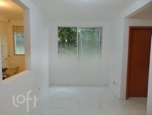 Image 9 - 807687