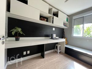 Image 13 - 807707