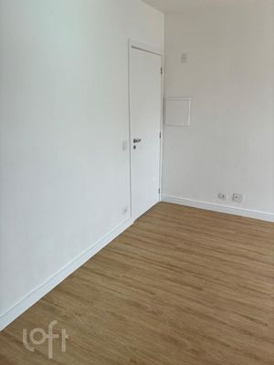 Image 3 - 807730