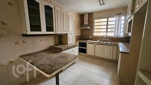 Image 39 - 807891