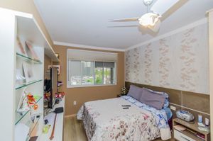 Image 10 - 807903