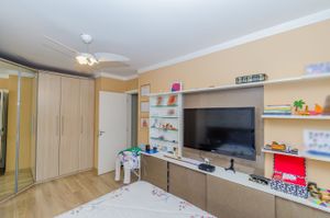 Image 12 - 807903