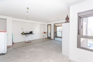 Image 4 - 807949