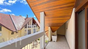 Image 33 - 807952