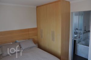 Image 8 - 808030