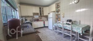 Image 4 - 808188