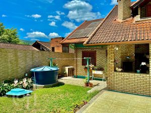 Image 30 - 808270