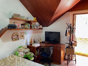 Image 13 - 808270
