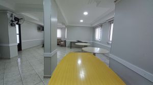 Image 42 - 808422