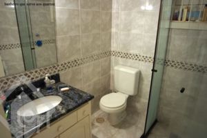 Image 9 - 808454