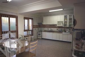 Image 17 - 808454