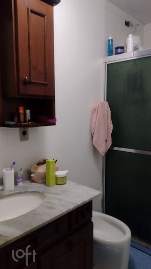 Image 3 - 808786