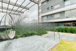 Image 22 - 808800