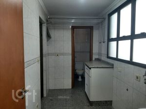 Image 4 - 808891