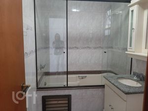 Image 19 - 808891