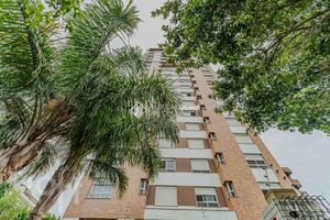 Image 34 - 808892
