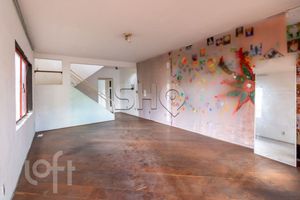 Image 3 - 809421