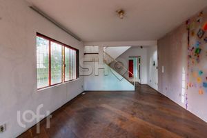 Image 1 - 809421