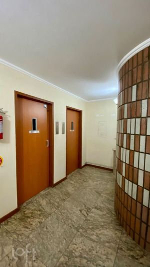 Image 30 - 809644