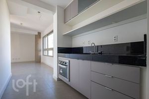 Image 4 - 809677