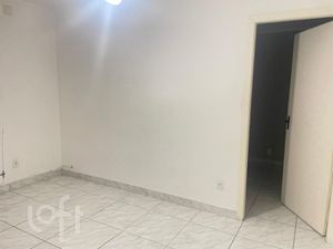Image 3 - 809730