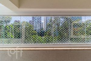 Image 6 - 809744