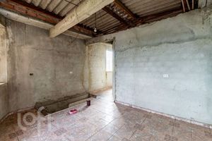 Image 28 - 809753