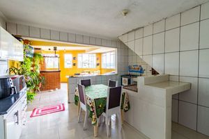 Image 7 - 809753