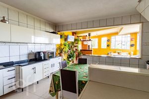 Image 6 - 809753