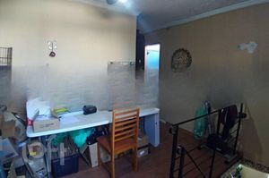 Image 8 - 809814
