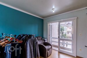 Image 19 - 809818