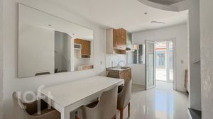 Image 1 - 809952