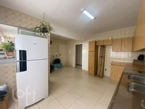 Image 8 - 809987