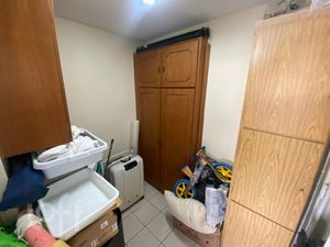 Image 10 - 809987