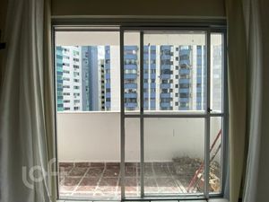 Image 28 - 809987