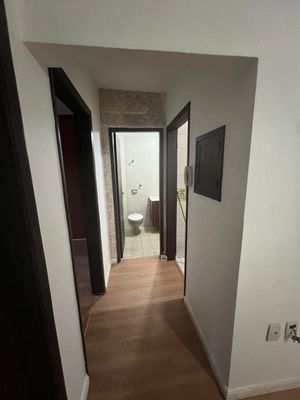 Image 17 - 810001