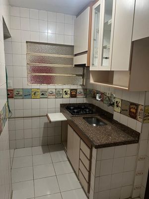 Image 22 - 810001