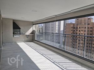Image 18 - 810028