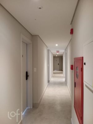 Image 15 - 810362