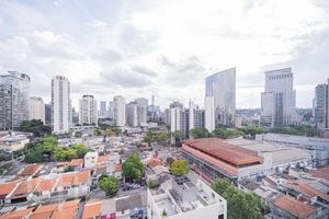 Image 21 - 810366