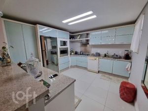 Image 1 - 810540