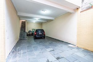 Image 23 - 810546