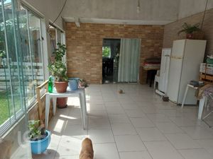 Image 2 - 810564
