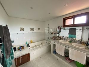 Image 60 - 810699