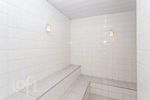 Image 60 - 810827