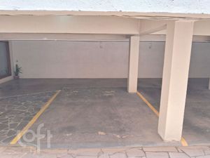Image 19 - 810987